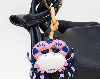 Charm de cuero para bolso con el signo del zodiaco Cáncer, llavero con el horóscopo, accesorio para colgar en el coche, pequeño regalo astrológico único para él y ella.