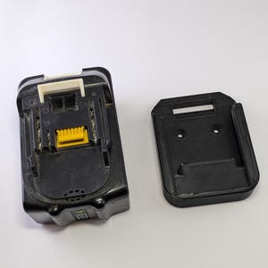 Makita Battery Wall Mount