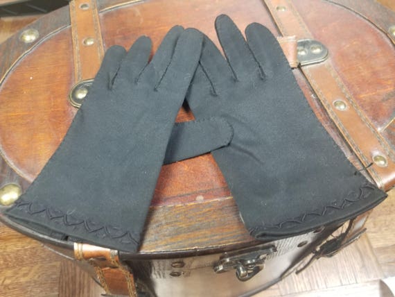 1950's Black Cotton Gloves sz 6.5 - image 1