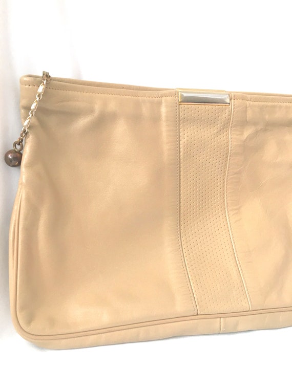 1970's Tan Leather Clutch - image 2