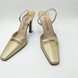 Custom made Louis Vuitton Uggs 🔥  Louis vuitton shoes heels, Louis vuitton  shoes, Louis vuitton bag