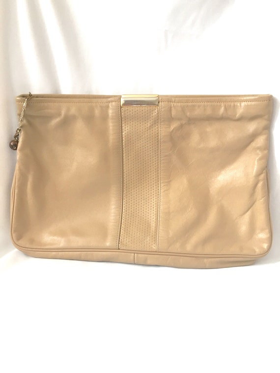 1970's Tan Leather Clutch - image 1