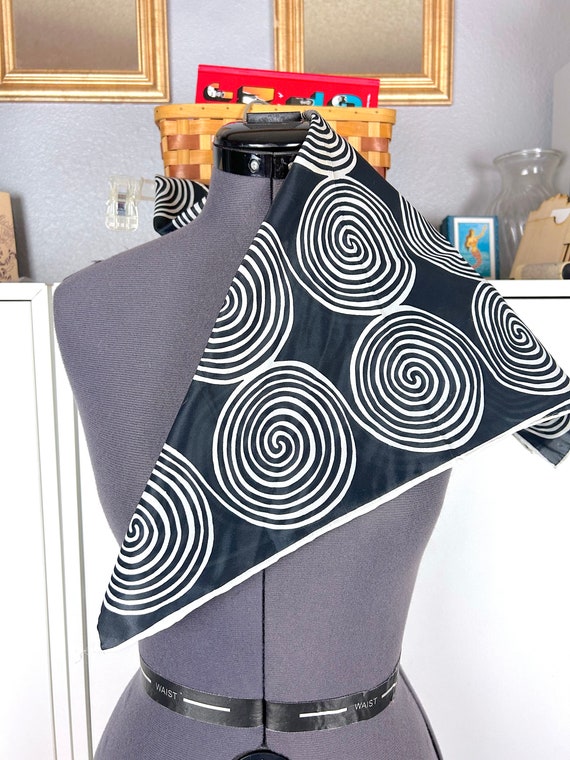 1960's Swirl Print Scarf - image 2