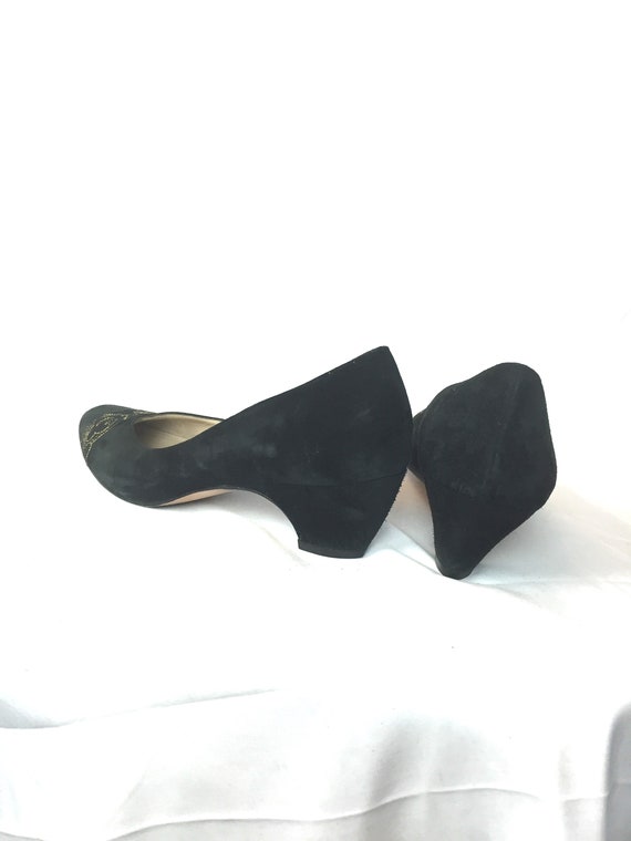 1990's Salvatore Ferragamo Black Suede Pumps sz 8 - image 3