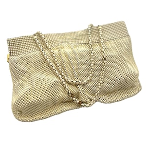 1950&#39;s Whiting and Davis Cream Mesh Handbag