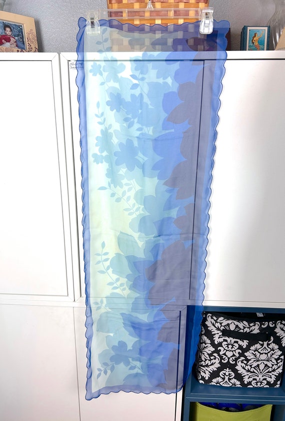 1970's Blue Floral Sheer Scalloped Scarf - image 4