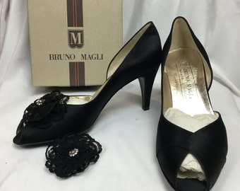 1980's Deadstock Bruno Magli Silk Pumps sz 7/7.5