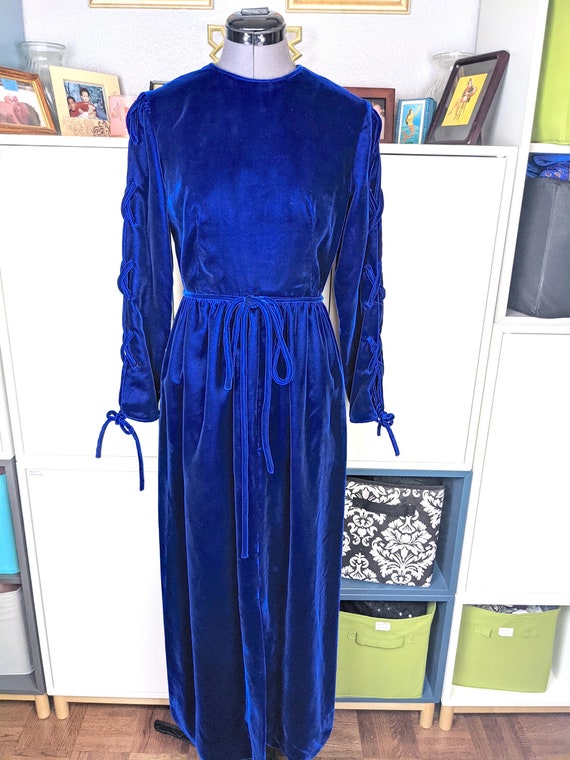 1960’s Blue Velvet Dress sz S - image 2