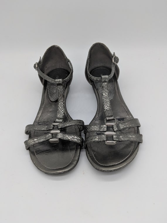 1990's Enzo Angiolini Pewter Metallic Sandals sz 7