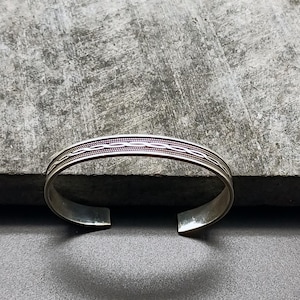 Sterling Silver Cuff Bracelet – Handmade 925 Silver Bangle with Etched Details – Minimalist Unisex Jewelry Gift