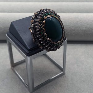 Anel grande de prata com pedra verde, anel de esmeralda masculino exclusivo, anel feito à mão estilo otomano, anel masculino vintage, presente de dia dos pais, presente para homens