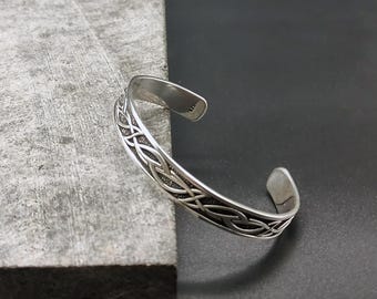 Sterling Silver Celtic Knot Cuff Bracelet – 925 Silver Unisex Viking Bangle for Men & Women – Handmade Gift Jewelry