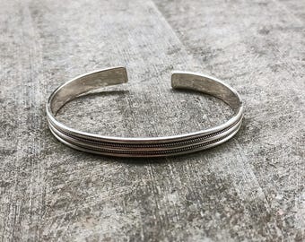 Minimalist Sterling Silver Cuff Bracelet – 925 Solid Silver Open Bangle – Unisex Handmade Jewelry – Gift for Him or Her