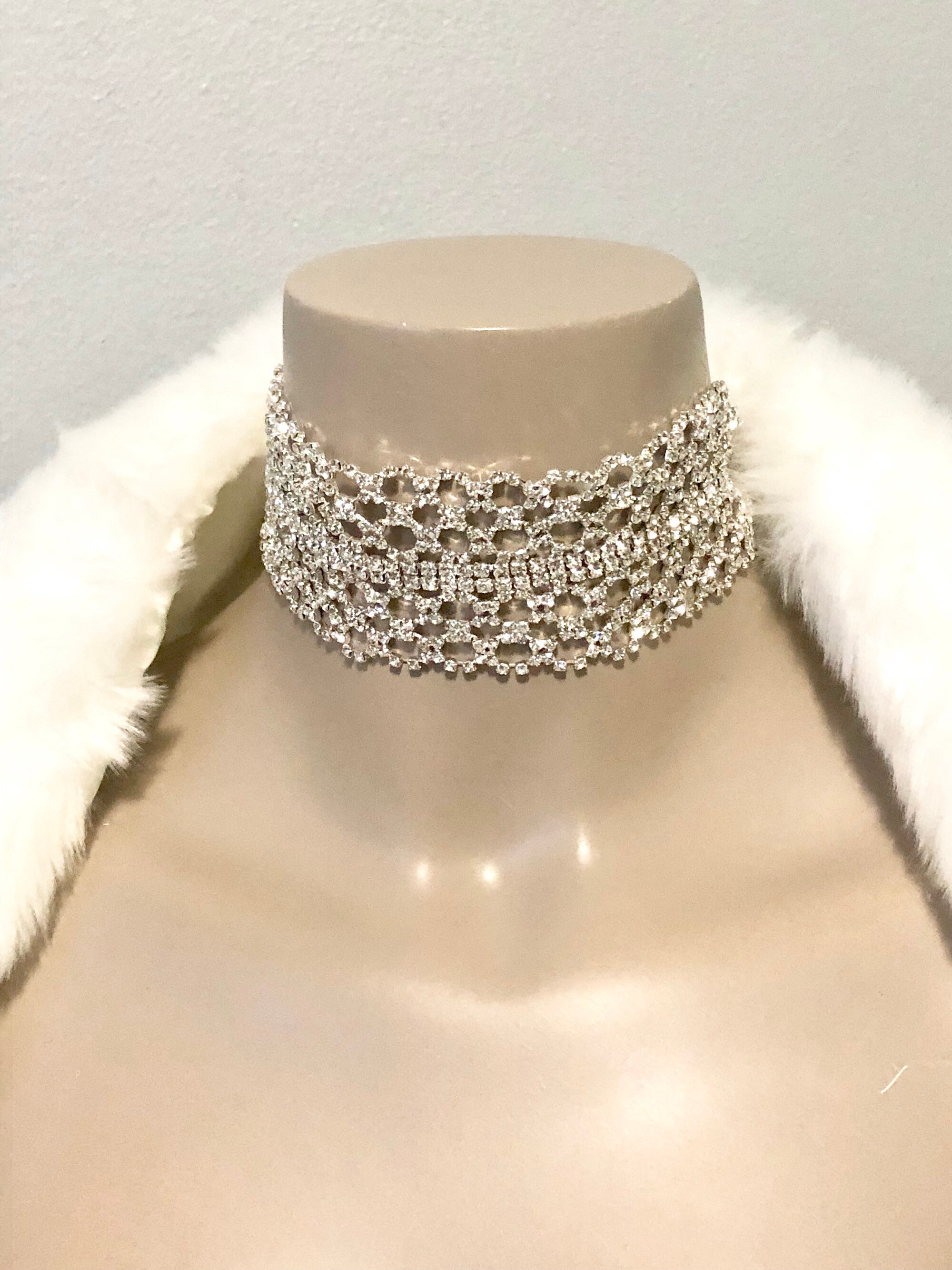 Rhinestone Choker Round Circle Necklace 