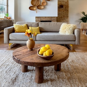 Handcrafted Rustic Wood Coffee Table: Farmhouse Living Room Accent