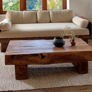 Handcrafted Rustic Wood Coffee Table: Farmhouse Living Room Decor