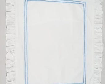 Poly cotton Edge Ruffle Double Embroidery Wrinkle Resistant Rectangle Table Cloth