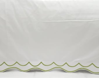 Embroidered Scalloped Crib Skirt: White Cotton Sateen, Split Corners
