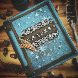 Magic Book Storage Box, Handmade grimoire, Secret Storage Box for magic trinket, Witchcraft gift and Witchy decor