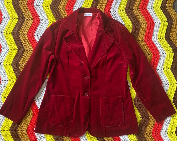 Vintage green velvet blazer main image 1