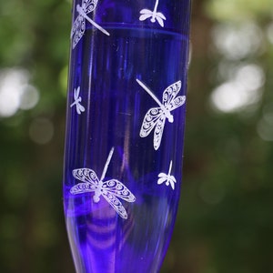 NEW ETCHED Dragonflies Recycled Wine bottle Hummingbird feeder in Clear, Blue or Green image 3