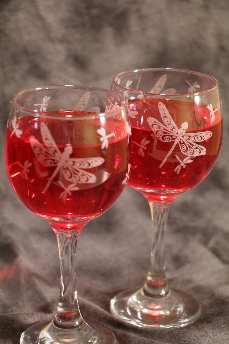 Dragonfly Etched Red Wine Glasses Set of 2 Etsy UK