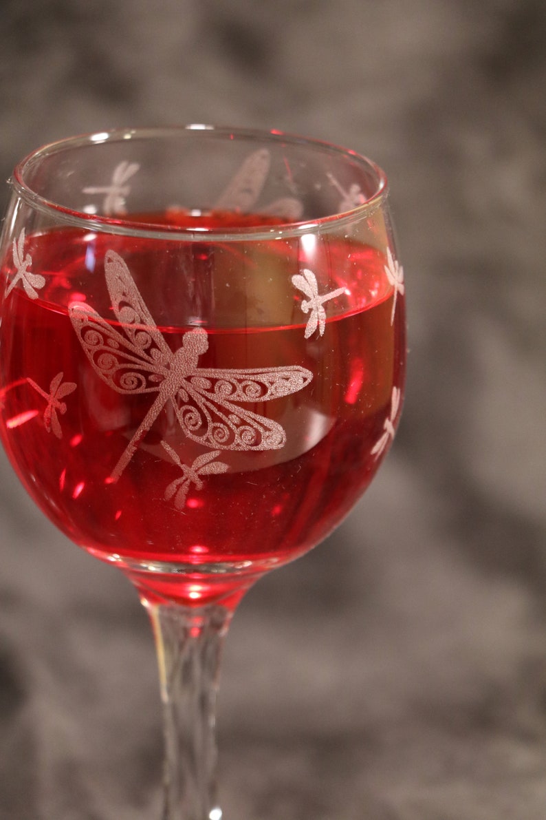 Dragonfly Etched Red Wine Glasses Set Of 2 Etsy
