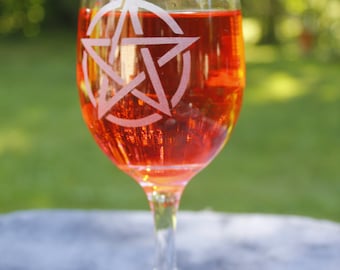 Handfasting Pentagram Chalice Goblet Etched Wine Glasses set of 2