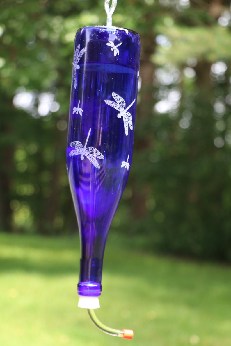 NEW ETCHED Dragonflies Recycled Wine bottle Hummingbird feeder in Clear, Blue or Green j-tip