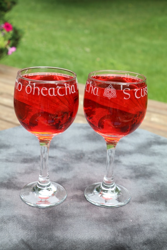 Outlander Inspired Etched Wine Glasses, Gaelic Wedding Gift (set of 2) -  Etsy