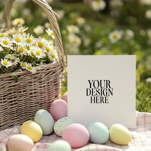 Mockup di biglietti d'invito pasquali 5x7 Mockup di biglietti di Pasqua Mockup di biglietti di Pasqua Invito Saluto Mock di biglietti di auguri pasquali JPG Download digitale