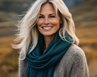 Janavi scarf on sale