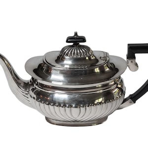 Vintage Sheffield Silver Plated Tea Pot