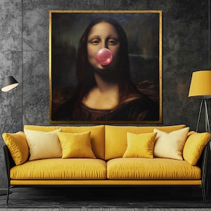 Playful Mona Lisa Canvas Painting – Classic Art with a Modern Twist, Bubblegum Wall Art Gift for Art Lovers & Contemporary Home Decor