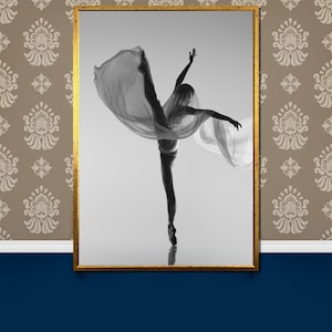 Elegant Black and White Ballerina Canvas Painting - Modern Dance Wall Art Gift, Minimalist Ballet Artwork for Home or Studio Decor