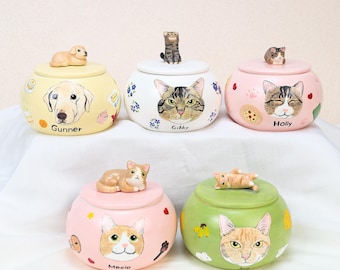 Urne personnalisée pour animaux de compagnie, myosotis, peinte à la main, urne pour chat en céramique, urne pour chien, pot commémoratif personnalisé, grande urne pour chat en poterie commémorative, entièrement faite à la main