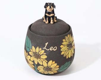 Urne personnalisée pour animal de compagnie avec figurine bocal commémoratif tournesol peint à la main Statue de chien personnalisée sur couvercle Portrait d'animal de compagnie 3D cercueil de cendres Cadeau de perte unique