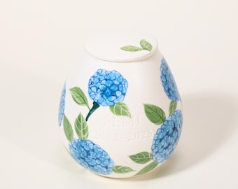 Kundenspezifische blaue Hortensien-Haustier-Urne personifizierte Blumenkeramikgefäß für Hundekatzen-Asche-handgemaltes Erinnerungs-Andenken-Tier-Einäscherungs-Kasten