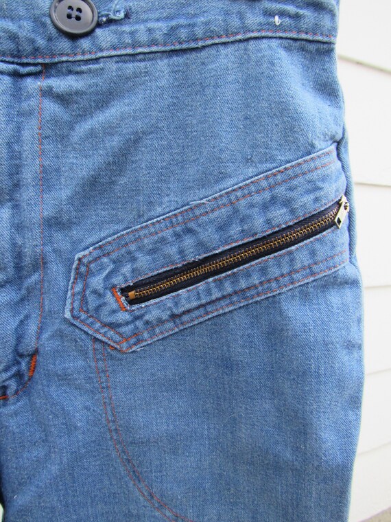 womens jeans with zipper pockets