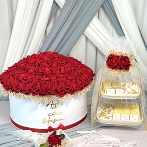 Wedding Favors Chocolate, Wedding Favors, Engagement Chocolate, Wedding Chocolate, Luxury Chocolate and flower of desire