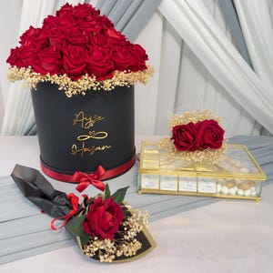 Wedding Favors Chocolate, Wedding Favors, Engagement Chocolate, Wedding Chocolate, Luxury Chocolate and flower of desire