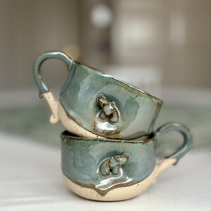 Dusty Green Ceramic Coffee Mug: Stoneware Pottery with Elephant Ornament