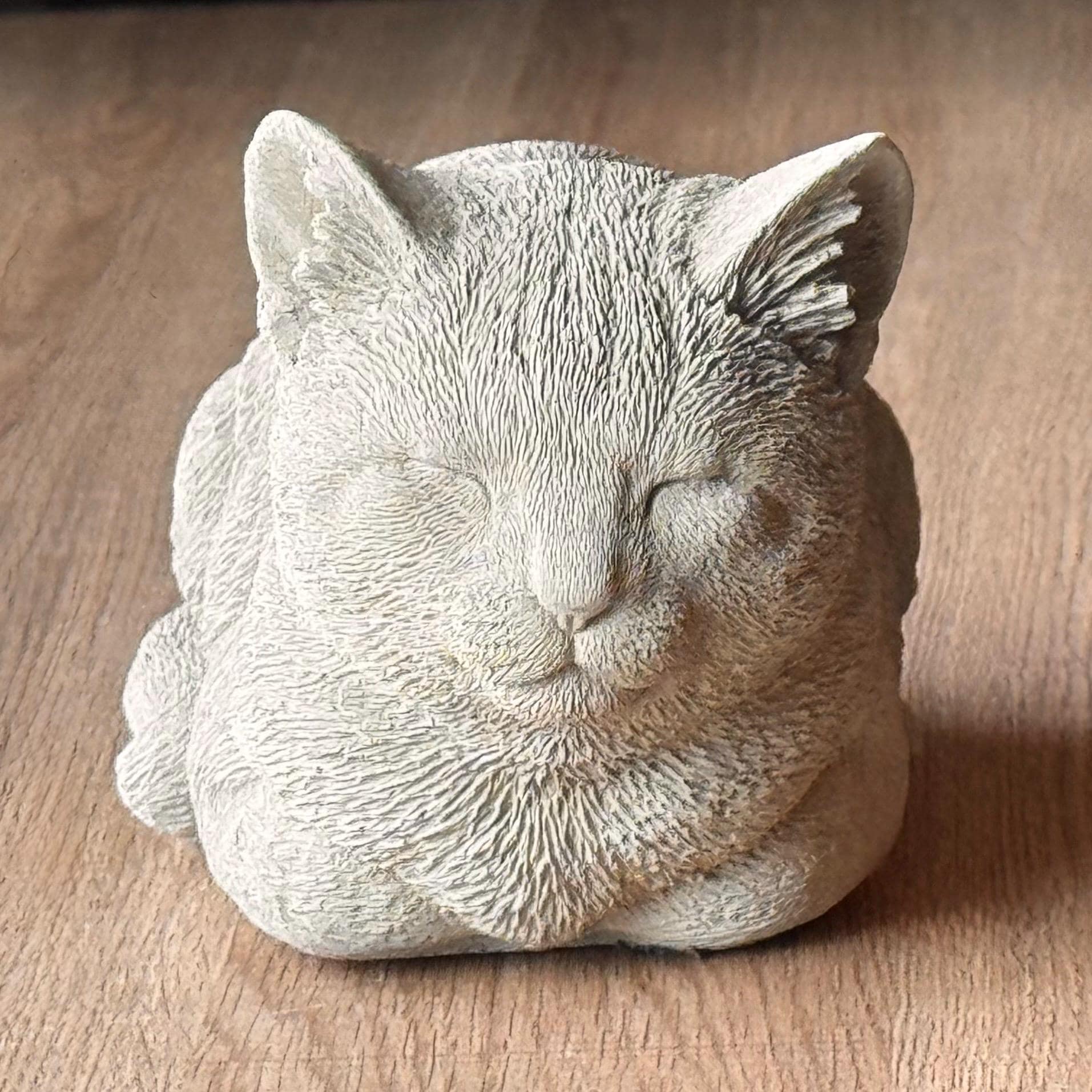 Sleeping Cat Statue Garden Decor Concrete Cute Cat Figurine Pet Memorial Gift Outdoor Yard Art Handmade Cat Lover Gift Stone Kitty Sculpture
