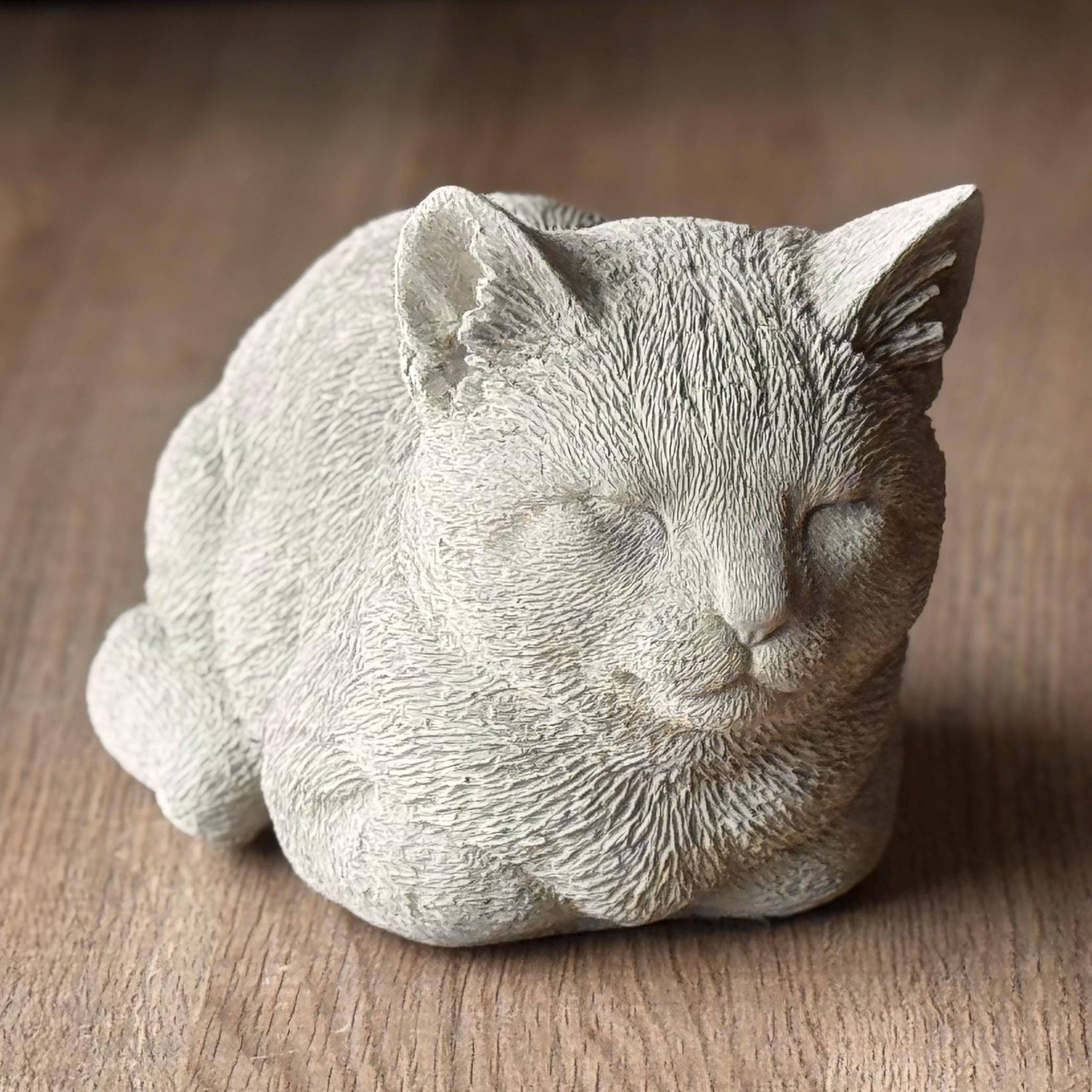 Sleeping Cat Statue Garden Decor Concrete Cute Cat Figurine Pet Memorial Gift Outdoor Yard Art Handmade Cat Lover Gift Stone Kitty Sculpture