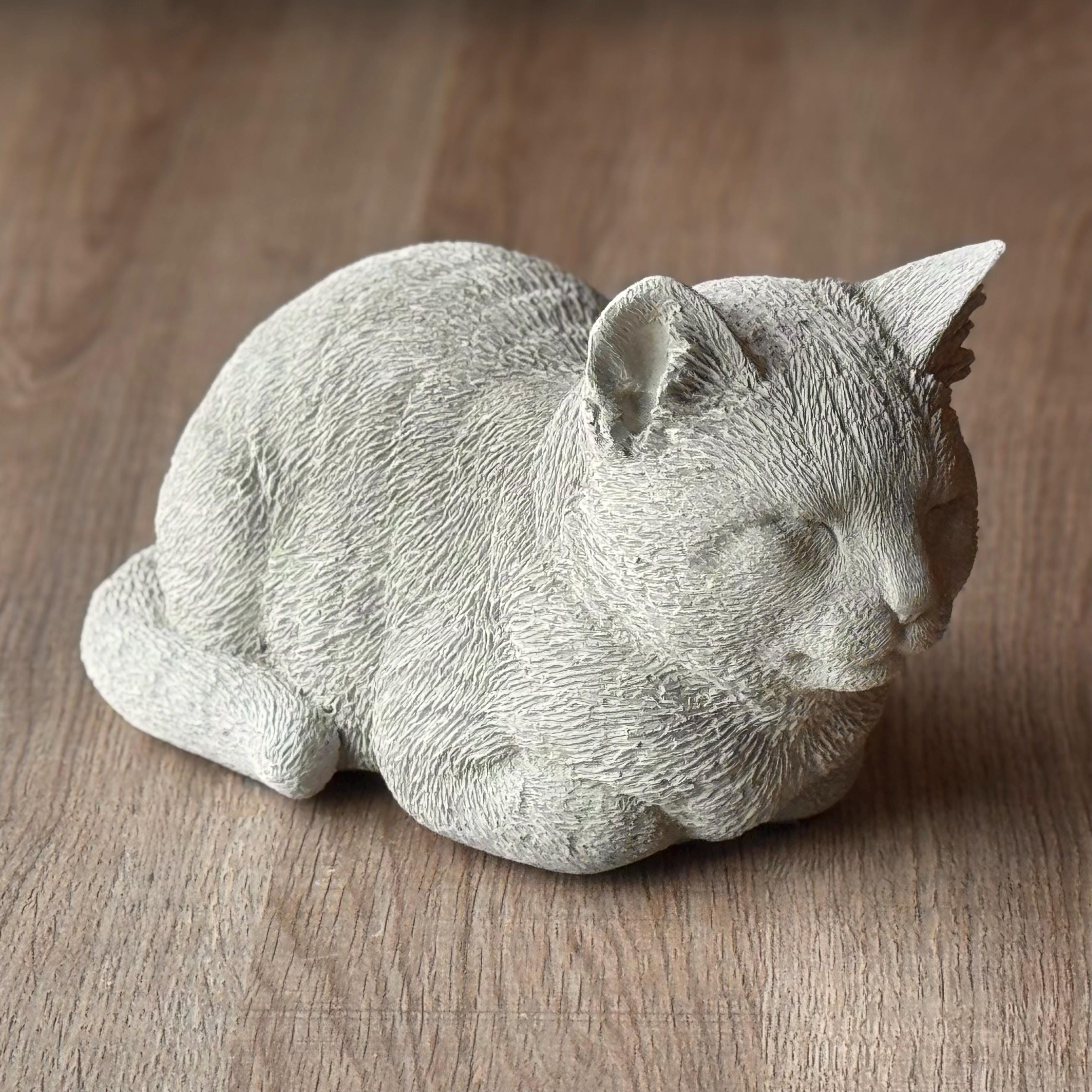 Sleeping Cat Statue Garden Decor Concrete Cute Cat Figurine Pet Memorial Gift Outdoor Yard Art Handmade Cat Lover Gift Stone Kitty Sculpture