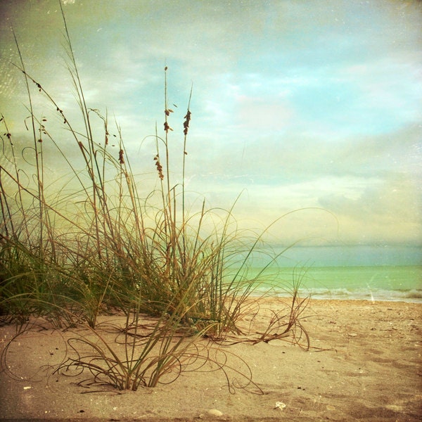 Photographie de paysage. Un lieu pour être Art Print - un calmant bleu ocean view sur une plage calme de sable.  Photographie de la plage.