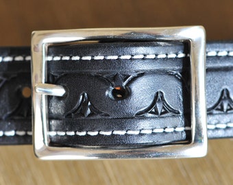 The Counselor:  a 1.3/8” wide leather belt with nickel buckle