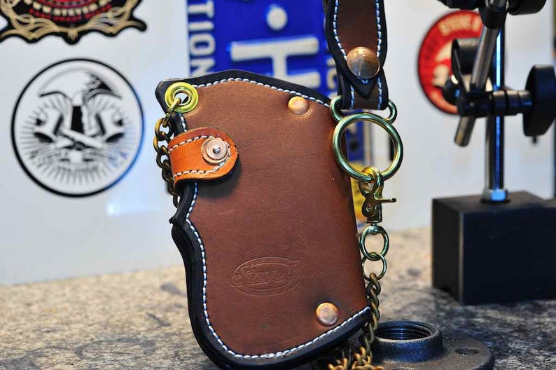 The Farkler a Tanned Fin Wallet, Chain & Fob image 2