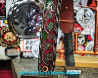 The Cool Wahr:  an instrument  strap for Bass & Guitar Players