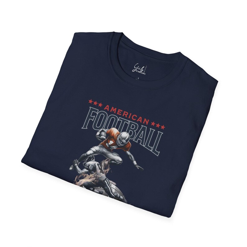 Maglietta Softstyle "Football Touchdown": abbigliamento per il giorno della partita, prodotto negli Stati Uniti immagine 6